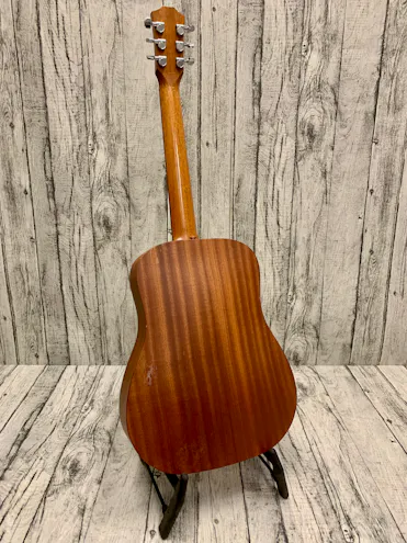 Taylor Baby 301 with Hard Case - Commission Sale