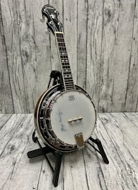 Tanglewood TUBX Banjo Ukulele with Resonator and Hard Case - Commission Sale