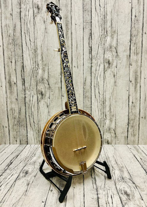 Wildwood Soloist 5 String Banjo with Case - Commission Sale