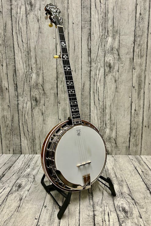 Deering Golden Era 5 String Banjo with Case - Commission Sale