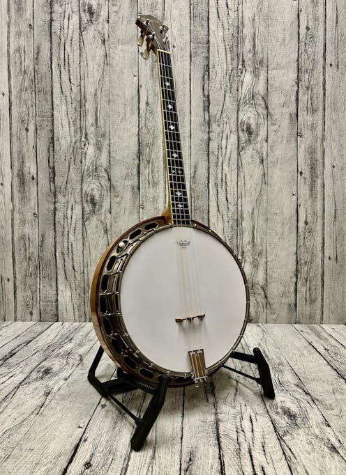 Oakwood 19 Fret Tenor Banjo with Hard Case - Commission Sale