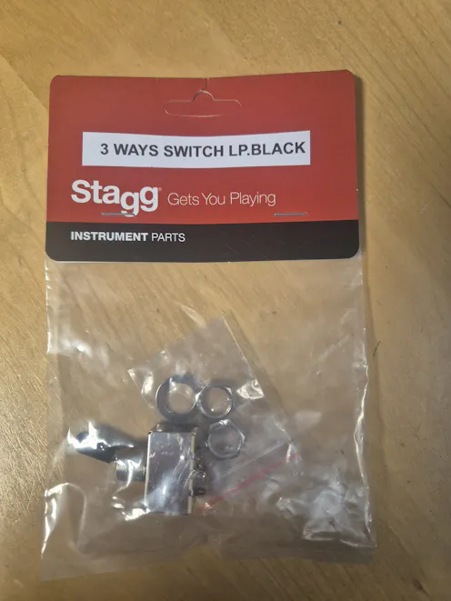 Stagg 3 Ways Switch LP. Black - Clearance