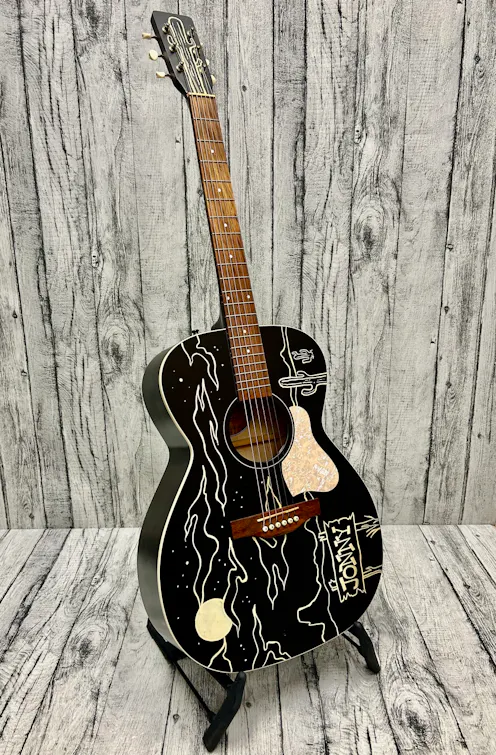 Art & Lutherie Legacy Faded Black Acoustic Guitar with Custom Paintwork and Gibson Hard Case - Commission Sale