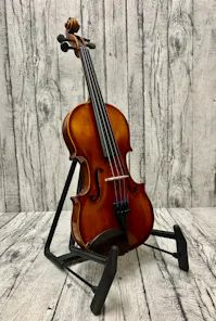 Primavera 200 Antiqued 4/4 Violin with Bow and Case - Commission Sale