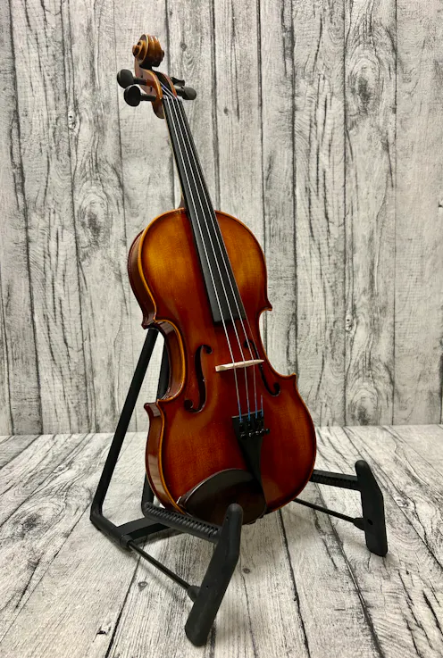 Primavera 200 Antiqued 4/4 Violin with Bow and Case - Commission Sale
