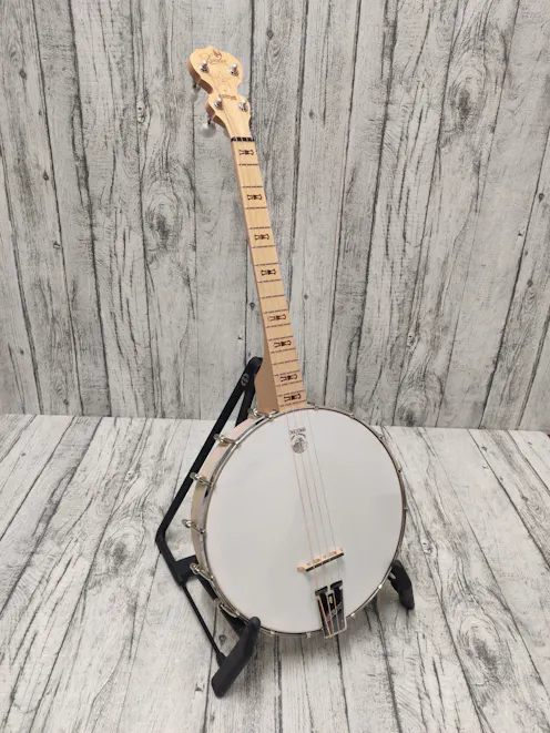 Deering Leader 17 Fret Open Back Tenor Banjo with Padded Gig Bag - Commission Sale