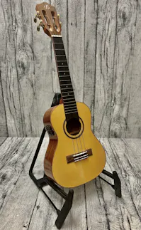 Flight Sophia Ukulele with Gig bag - Commission Sale