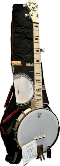 Deering Goodtime Left Hand Banjo Pack